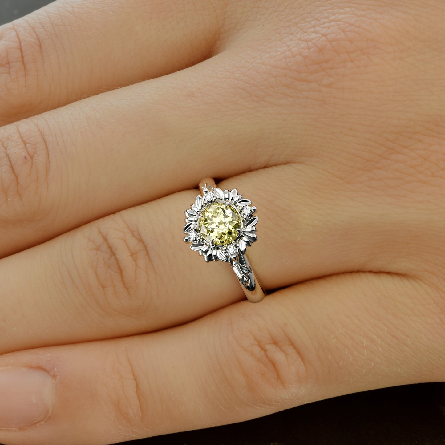 LA GALERIE Chatham Light Yellow Sapphire