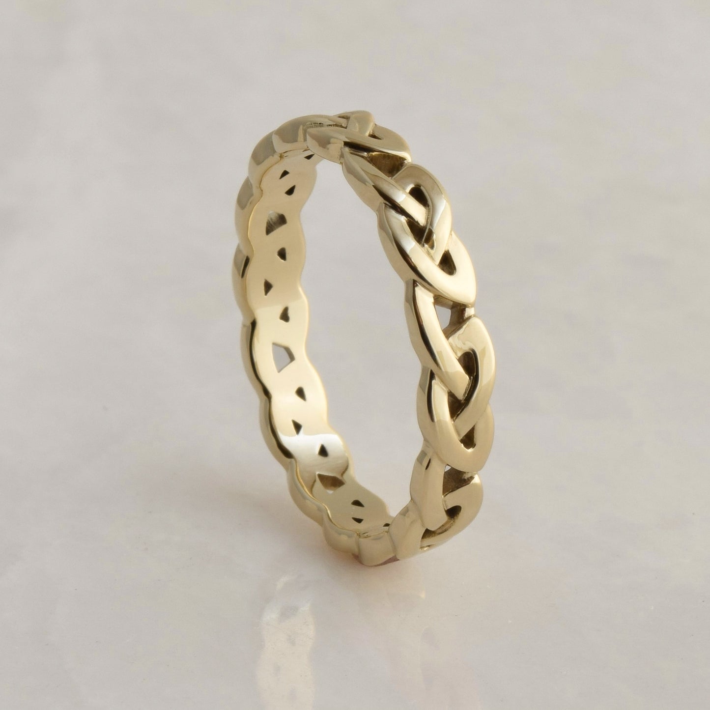 Overhand Knot Eternity Ring
