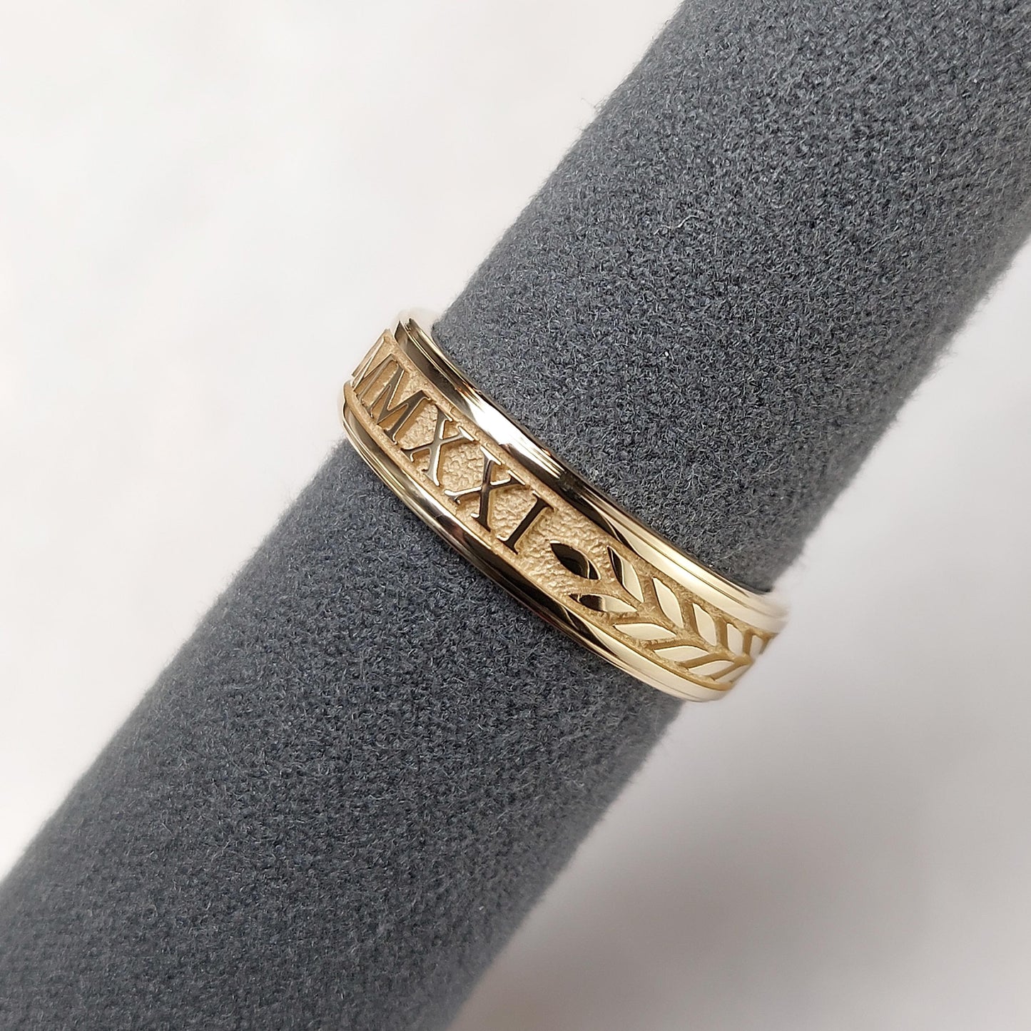 Graduation Ring with Stepped Edge, Yellow Gold