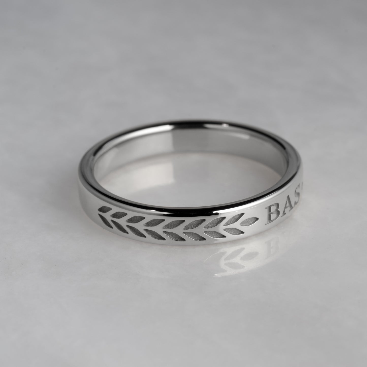 Graduation Ring - Engraved Style, White Gold