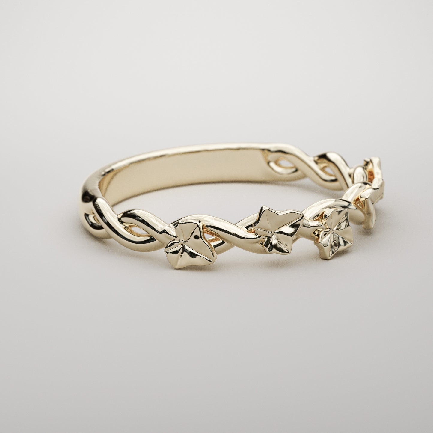 intertwined ivy vine ring in yellow gold