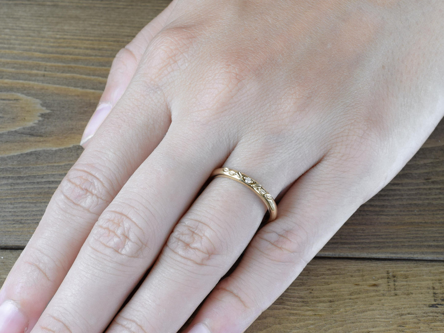 Leaves and Diamond Domed Ring