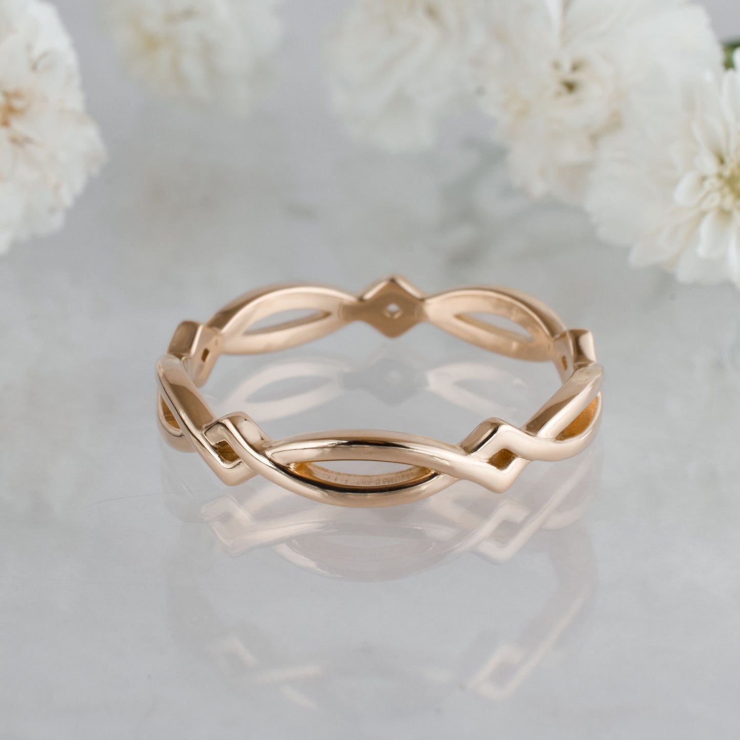 Simple Celtic Weave Band