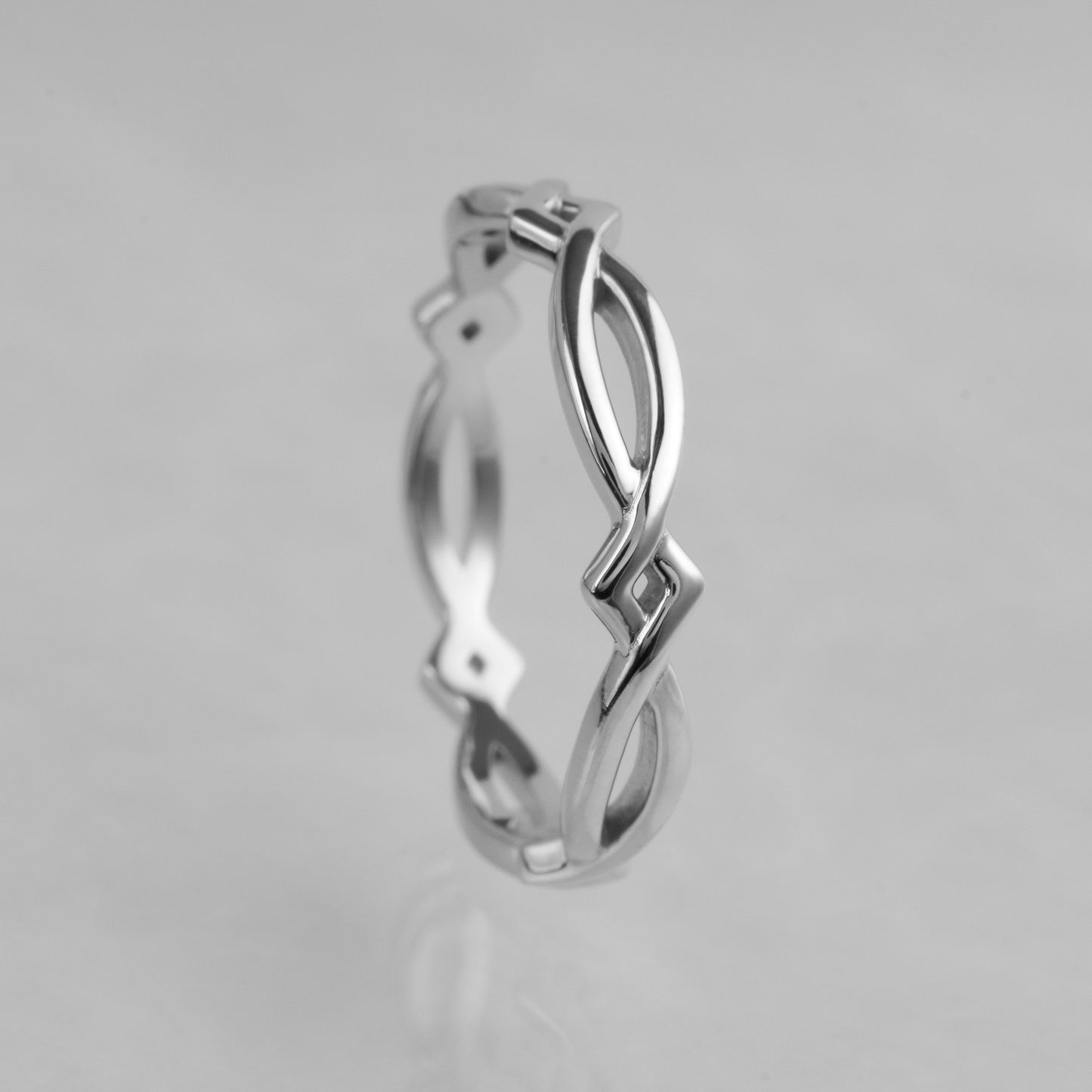 Simple Celtic Weave Band
