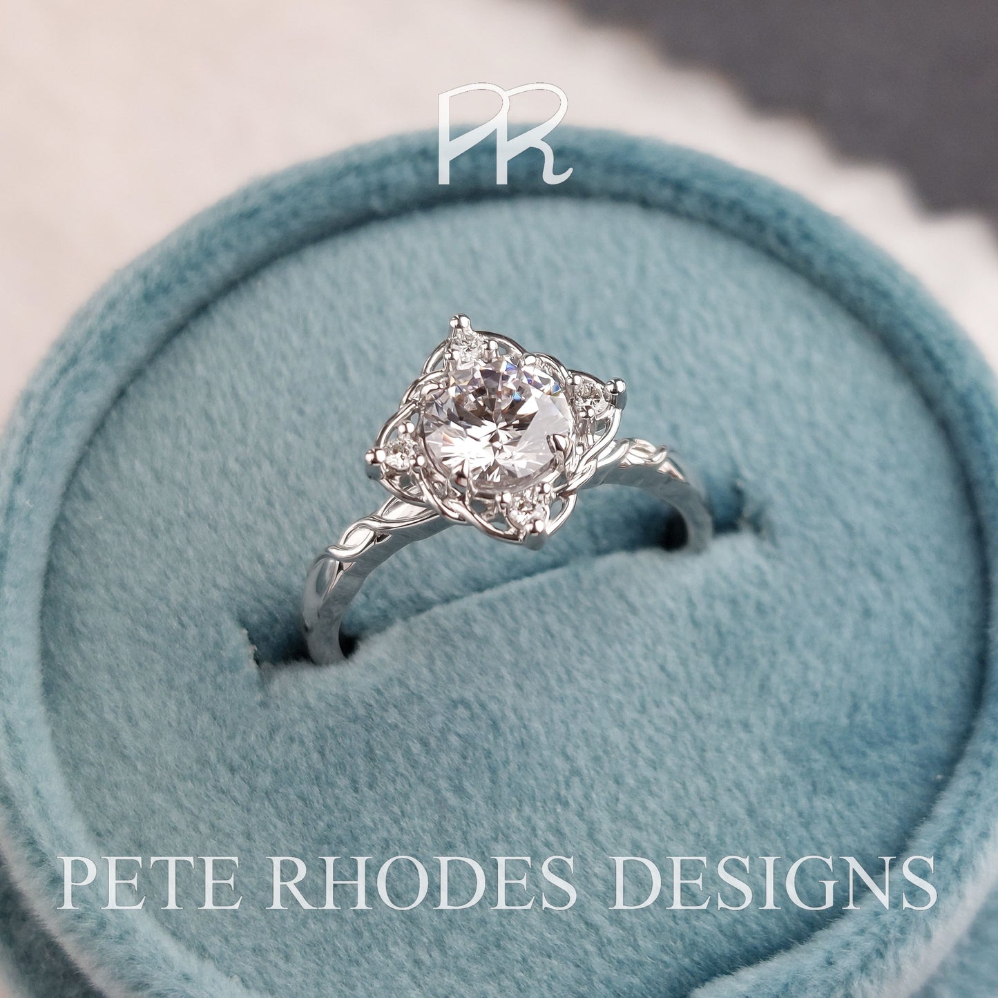 Woven Gold Strand Halo with Round Charles and Colvard Moissanite - ENTRELACÉE