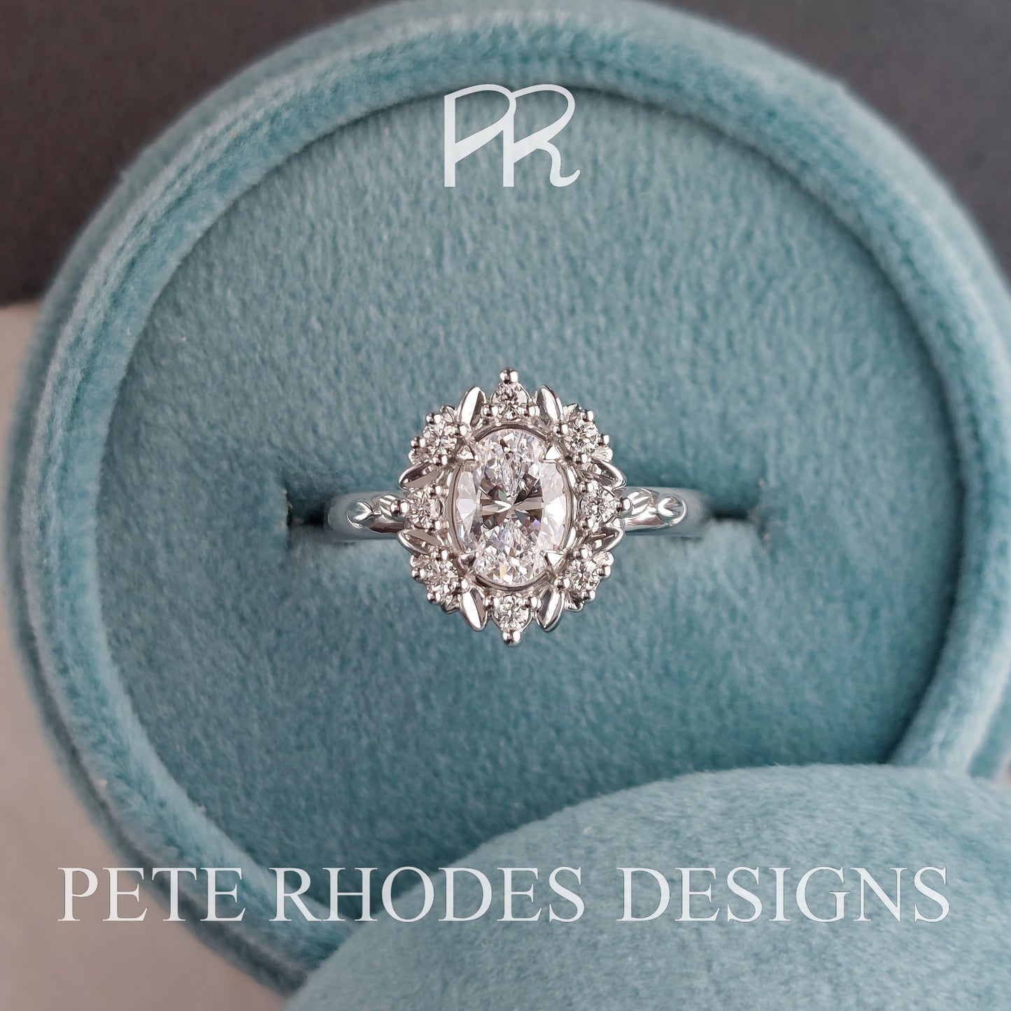 Wreath Halo with Oval Charles and Colvard Moissanite - LA COURONNÉE
