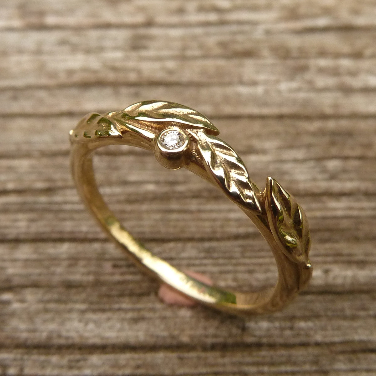 Leaf and Diamond Berry Ring