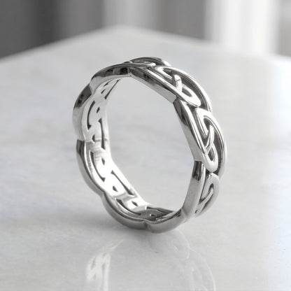 Celtic Eternal Knot Ring