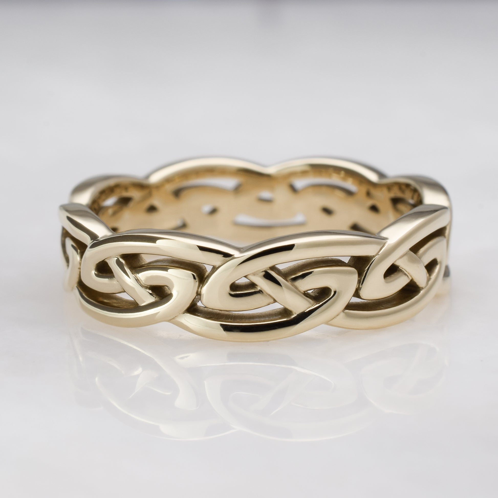 Gold Celtic Eternal knot ring