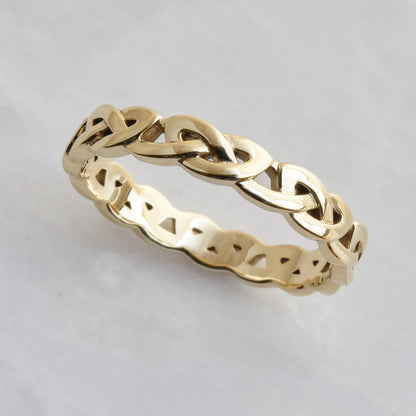 Celtic weave gold ring band
