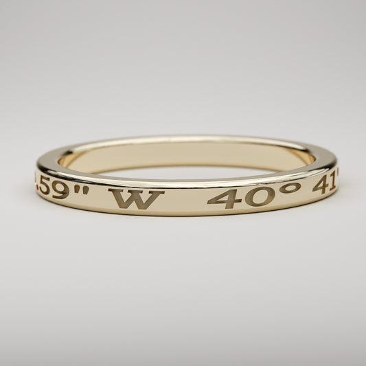 Custom coordinates ring in yellow gold, 2mm wide