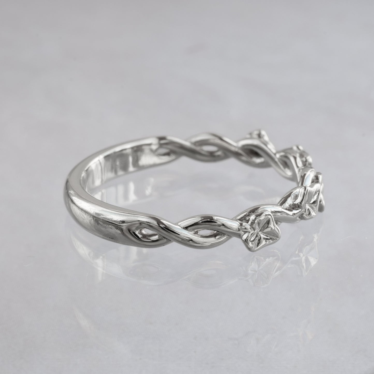 woven ivy ring
