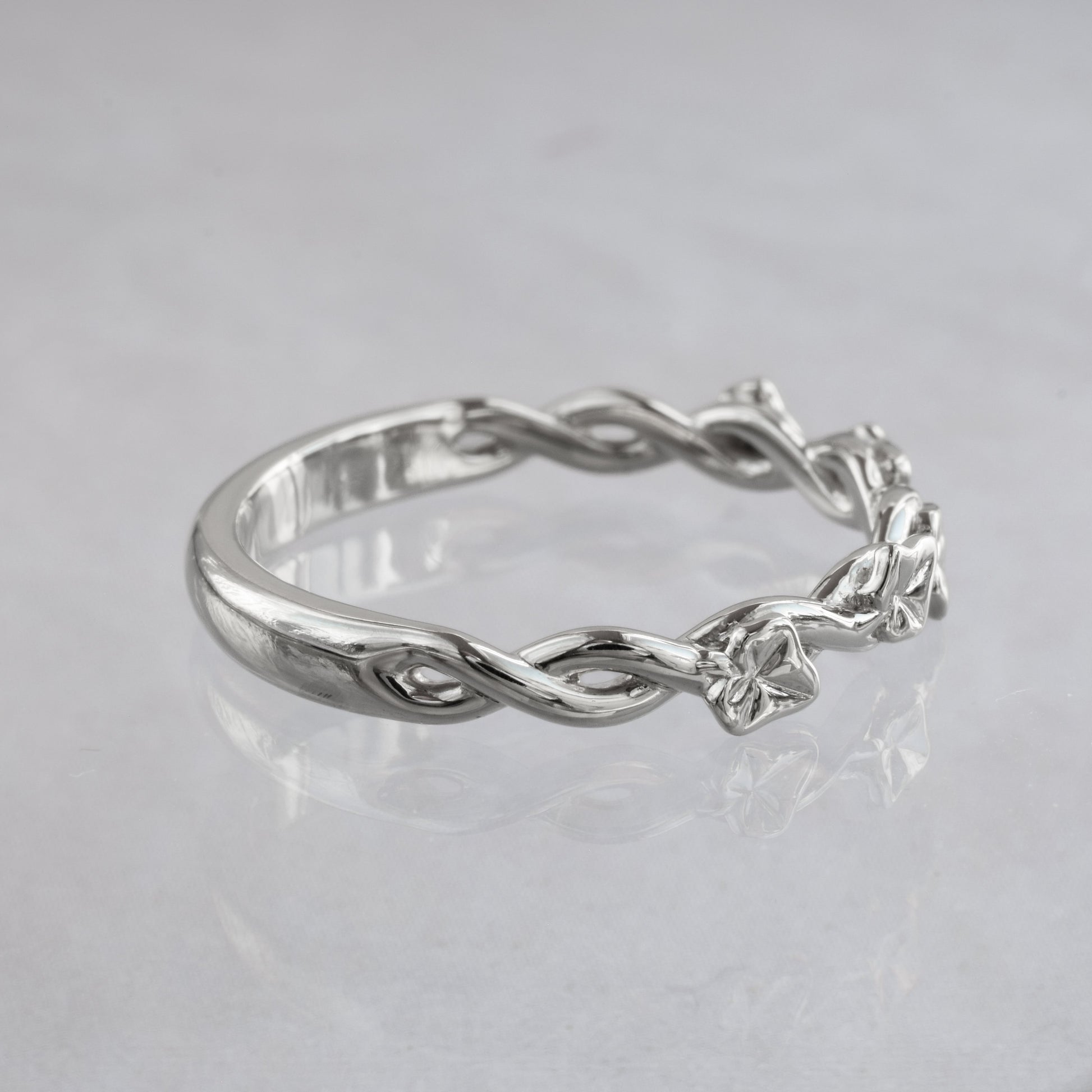 woven ivy ring