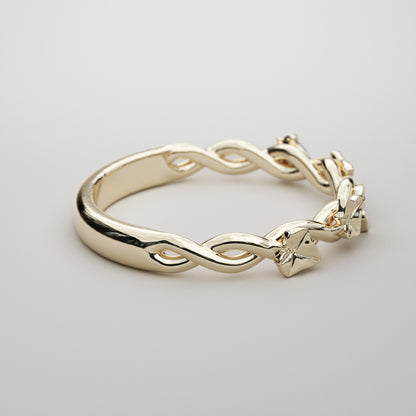woven ivy ring in yellow gold