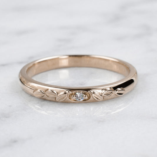 Classic domed gold band with genuine diamond and leaf details