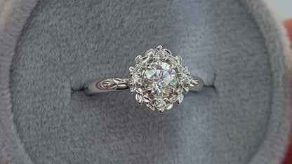 LA FEUILLUE Moissanite