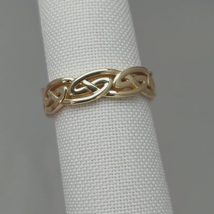 Celtic Eternal Knot Ring